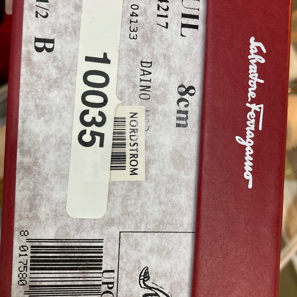 Salvatore Ferragamo Ruil buckle pump Sz 8.5 brown LIKE NEW WITH BOX - Picture 10 of 10